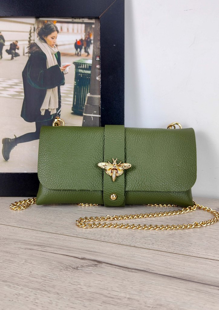 τσαντα-δερματινη-μελισσα-αλυσιδα