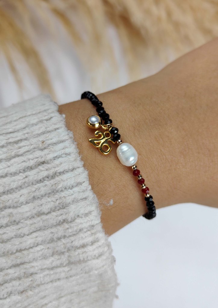 γουρι-26-βραχιολι-ατσαλι-χαντρεσ-μαργαριταρι