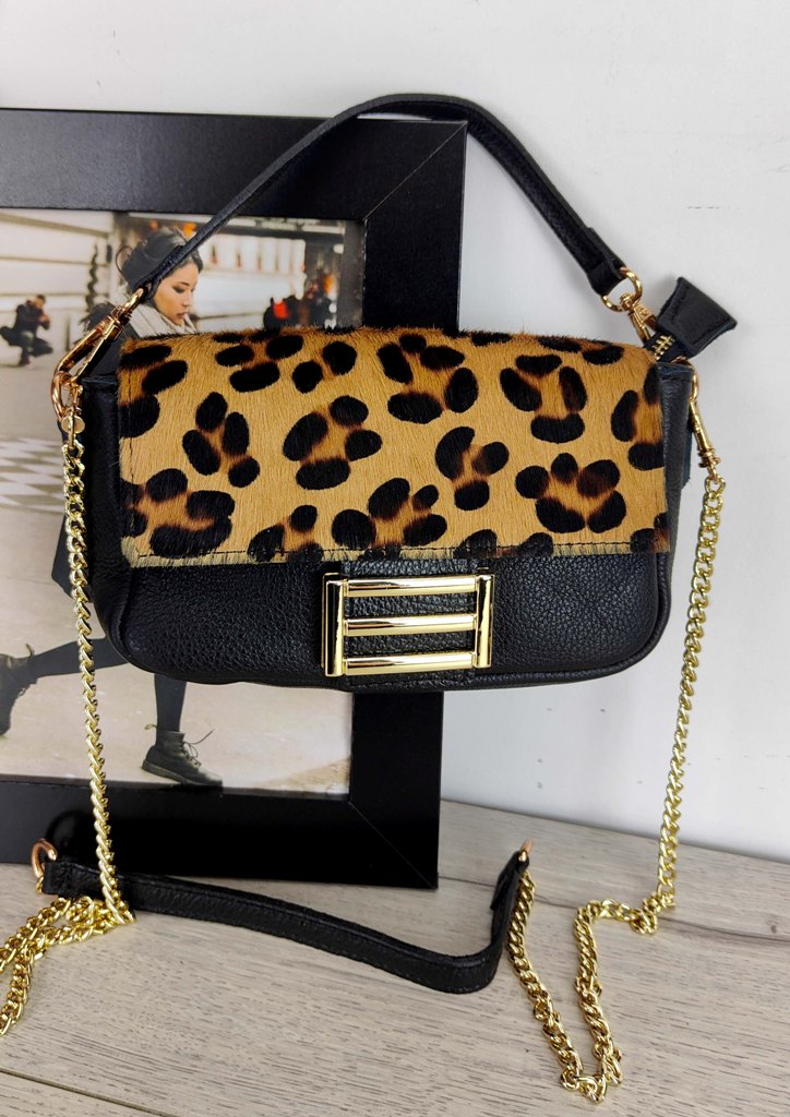 τσαντα-δερματινη-κουμπωμα-prints